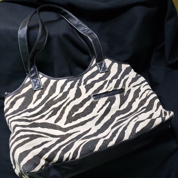 Womens Fabric Brown and Tan Pattern Handbag - Picture 4 of 6